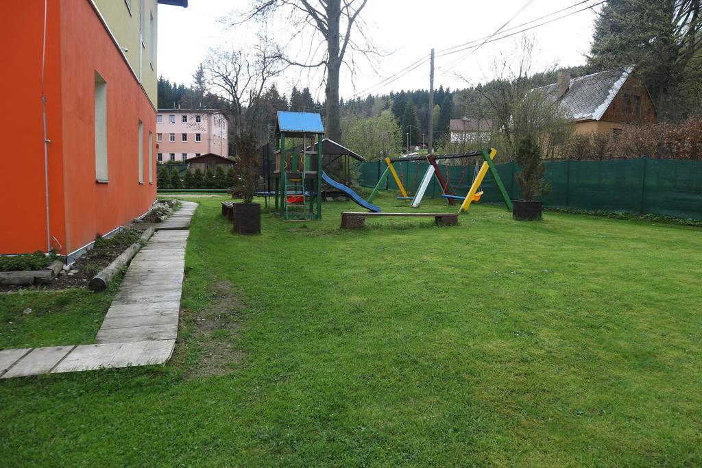 Apartmany Lestarka Kořenov Buitenkant foto
